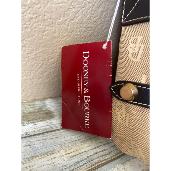 Vintage 1990s/Y2K Dooney & Bourke Small Logo Canvas Messenger Bag Made in USA - Picture 3 of 15